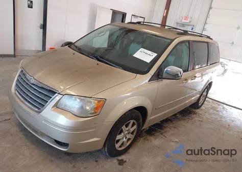 2010 Chrysler Town & Country Touring Plus from USA, damaged, VIN 2A4RR8D19AR480359